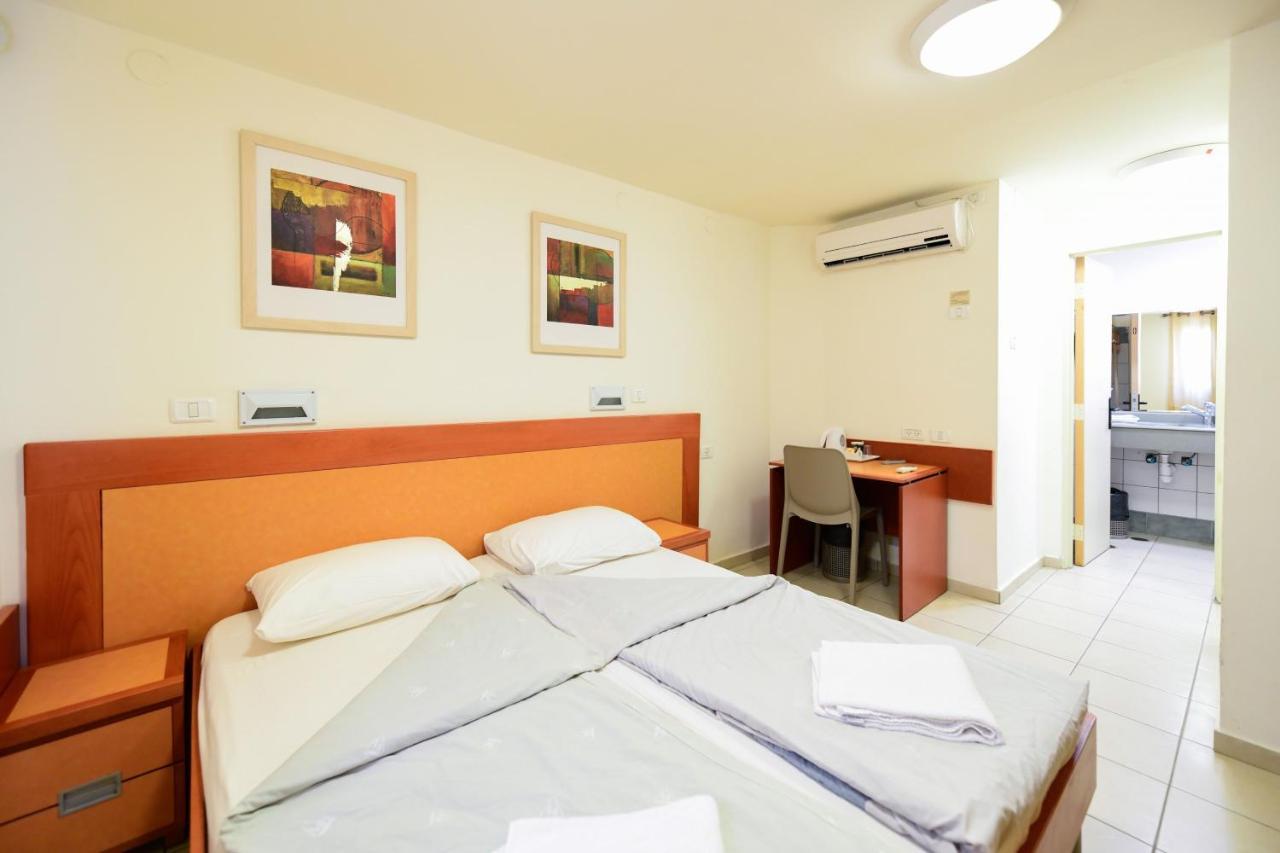 Hi - Arad Hostel Exteriér fotografie